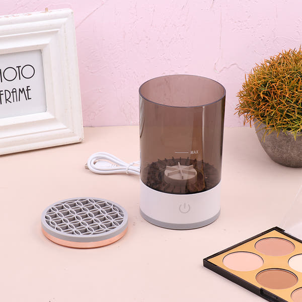 GlamSpin™ Automatic Makeup Brush Cleaner