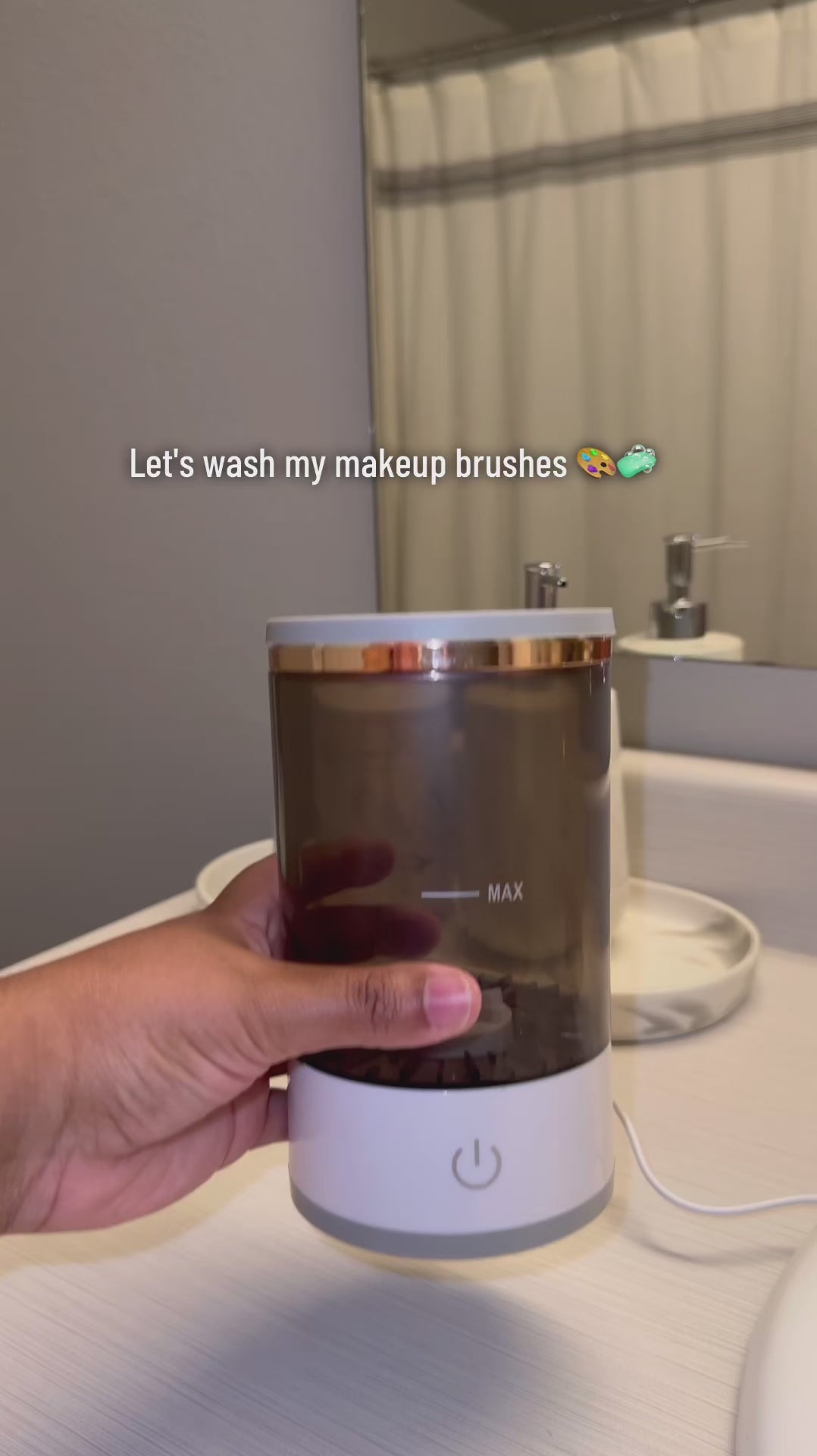 GlamSpin™ Automatic Makeup Brush Cleaner video